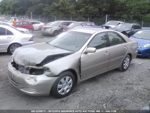 4T1BE32KX4U279140 - 2004 TOYOTA CAMRY LE/XLE/SE შამპანური ფოტო 2