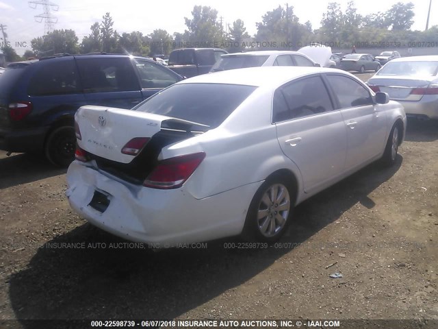 4T1BK36B76U109789 - 2006 TOYOTA AVALON XL/XLS/TOURING/LIMITED WHITE photo 4