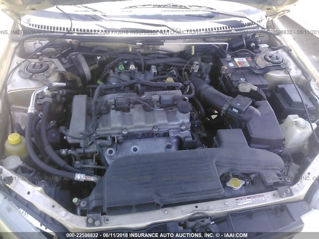 JM1BJ225410419755 - 2001 MAZDA PROTEGE LX/ES ოქროსფერი ფოტო 10