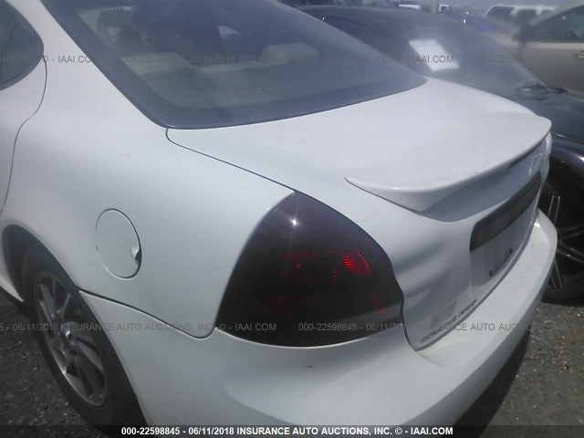 2G2WR524941204257 - 2004 PONTIAC GRAND PRIX GTP თეთრი ფოტო 3