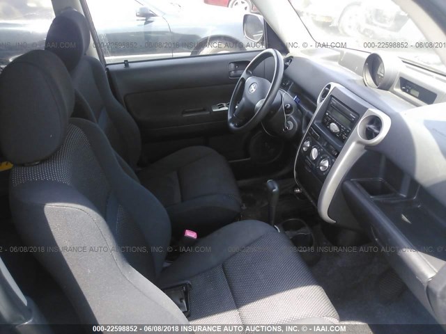 JTLKT324454008110 - 2005 TOYOTA SCION XB ლურჯი ფოტო 5