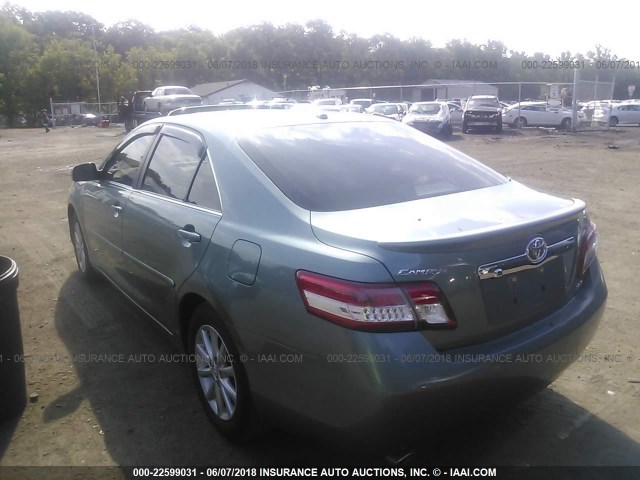 4T1BK3EK5BU622616 - 2011 TOYOTA CAMRY SE/LE/XLE GREEN photo 3