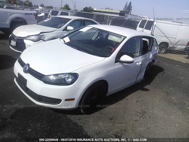 WVWDB7AJ7DW052000 - 2013 VOLKSWAGEN GOLF WHITE photo 2