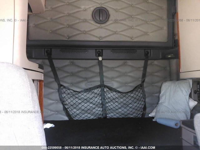 1FUJGLDR0ASAP5647 - 2010 FREIGHTLINER CASCADIA 125  BLACK photo 7