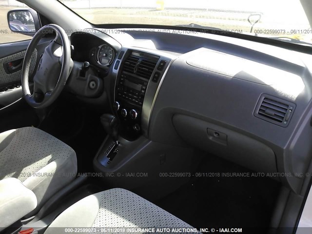 KM8JN72D45U141874 - 2005 HYUNDAI TUCSON GLS/LX WHITE photo 5