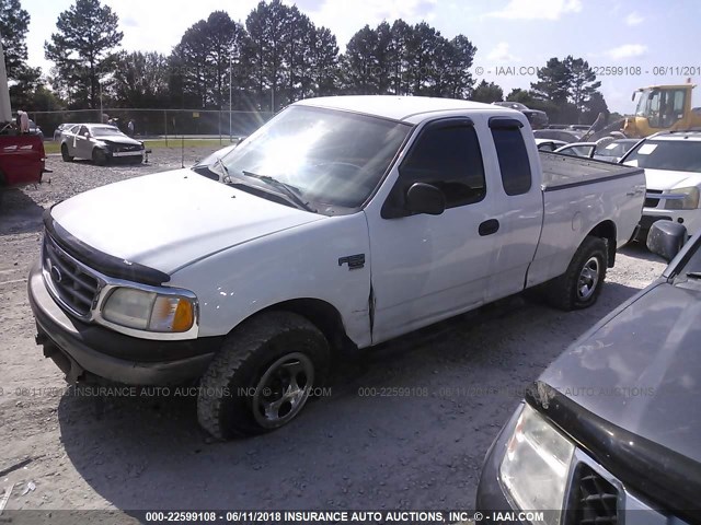 2FTRX18W14CA08964 - 2004 FORD F-150 HERITAGE CLASSIC WHITE photo 2