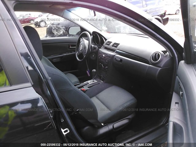 JM1BK12FX81840013 - 2008 MAZDA 3 I BLACK photo 5