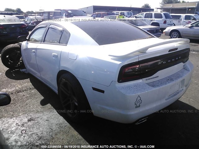 2C3CDXCT6DH542449 - 2013 DODGE CHARGER R/T WHITE photo 3