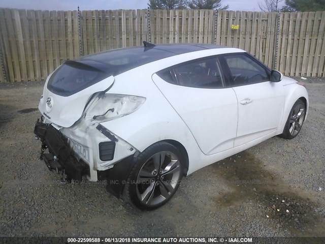 KMHTC6AD5CU071129 - 2012 HYUNDAI VELOSTER WHITE photo 4