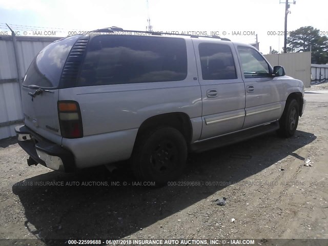 1GNEC16Z24J232521 - 2004 CHEVROLET SUBURBAN C1500 SILVER photo 4