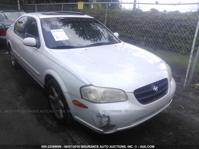 JN1CA31D7YT538561 - 2000 NISSAN MAXIMA GLE/GXE/SE WHITE photo 1