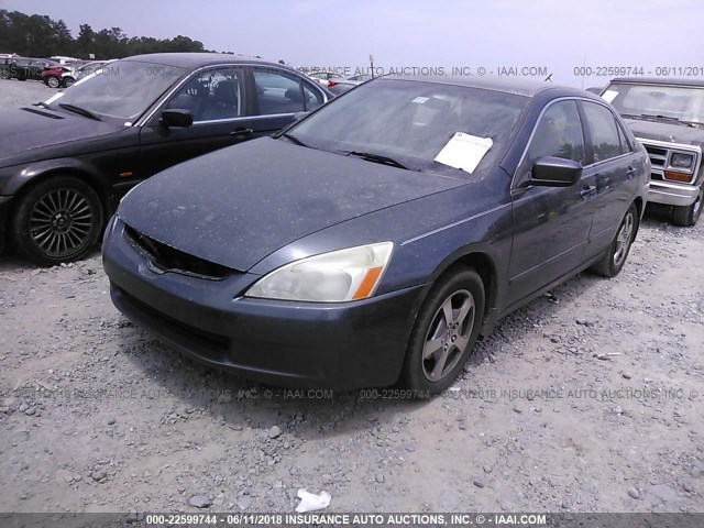 JHMCN36445C006902 - 2005 HONDA ACCORD HYBRID GRAY photo 2