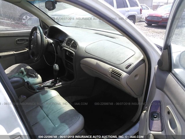 1G3WX52H4YF339035 - 2000 OLDSMOBILE INTRIGUE GLS WHITE photo 5