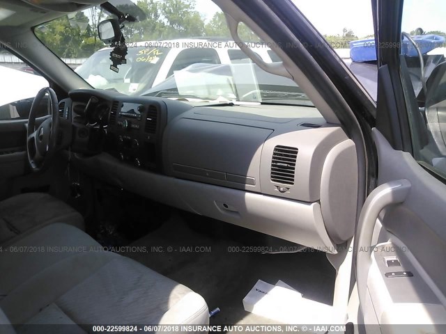 3GTRCVE06AG250389 - 2010 GMC SIERRA C1500 SLE GRAY photo 5