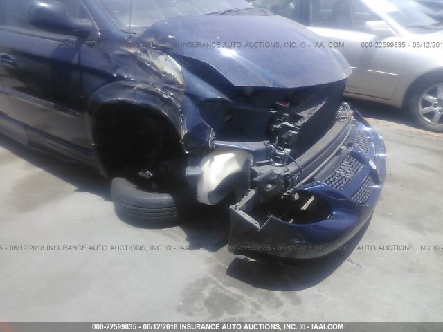 2B4GP44362R730765 - 2002 DODGE GRAND CARAVAN SPORT BLUE photo 6