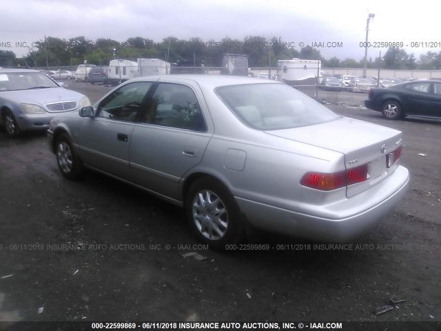 4T1BG22K91U053476 - 2001 TOYOTA CAMRY CE/LE/XLE 银色 照片 3