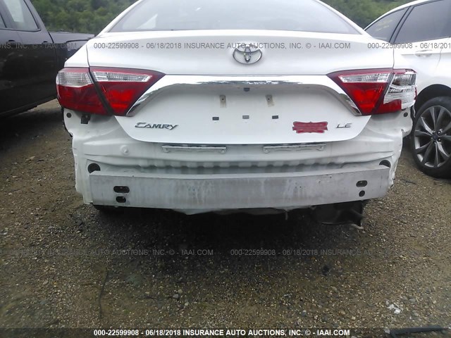 4T1BF1FK3FU936164 - 2015 TOYOTA CAMRY LE/XLE/SE/XSE 白色 照片 6