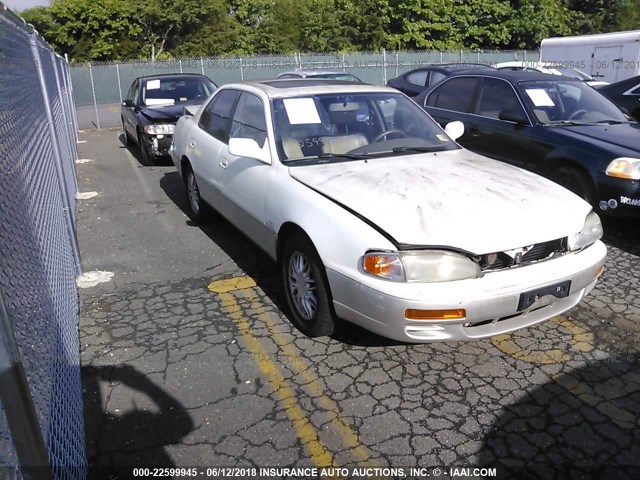 JT2BF12K3T0151133 - 1996 TOYOTA CAMRY LE/XLE/SE თეთრი ფოტო 1