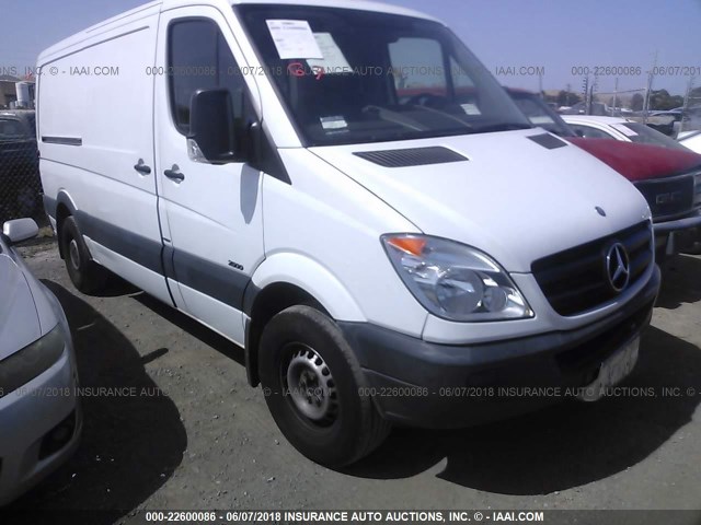 WD3PE7CC4D5766458 - 2013 MERCEDES-BENZ SPRINTER 2500 WHITE photo 1