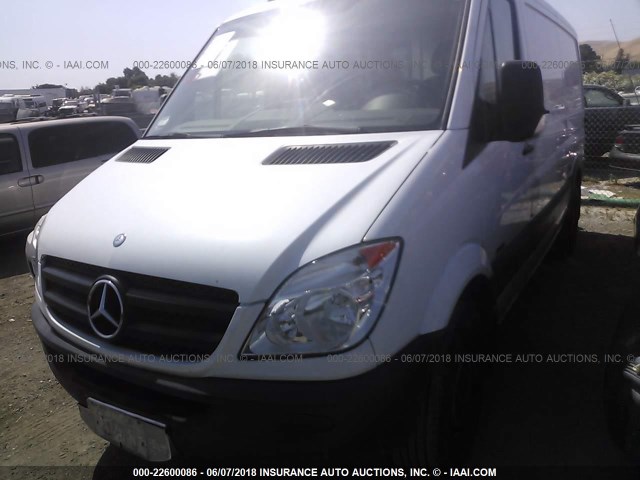 WD3PE7CC4D5766458 - 2013 MERCEDES-BENZ SPRINTER 2500 WHITE photo 6