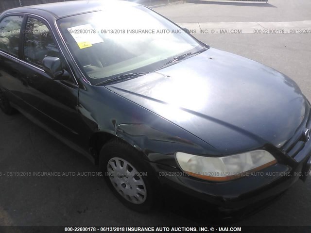 1HGCF86671A070100 - 2001 HONDA ACCORD VALUE GREEN photo 6