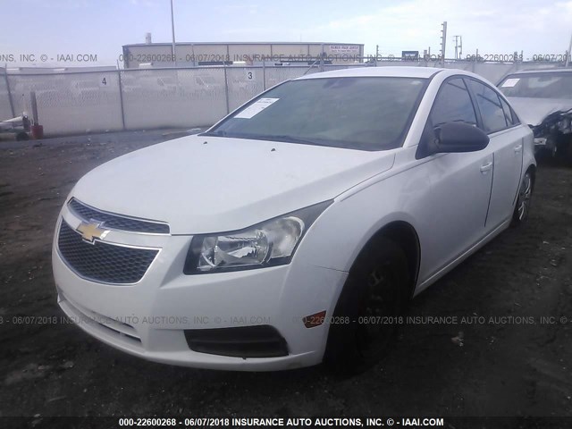 1G1PA5SH7D7207728 - 2013 CHEVROLET CRUZE LS WHITE photo 2