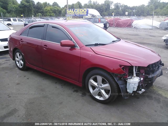 4T1BF3EK5AU102452 - 2010 TOYOTA CAMRY SE/LE/XLE 红色 照片 1