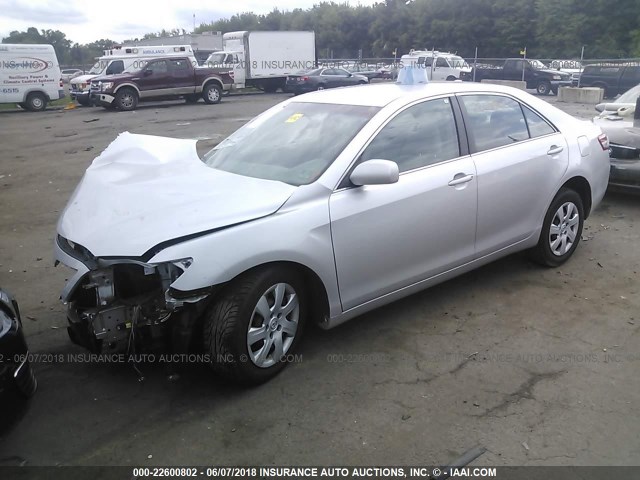 4T1BF3EK6AU580301 - 2010 TOYOTA CAMRY SE/LE/XLE 银色 照片 2