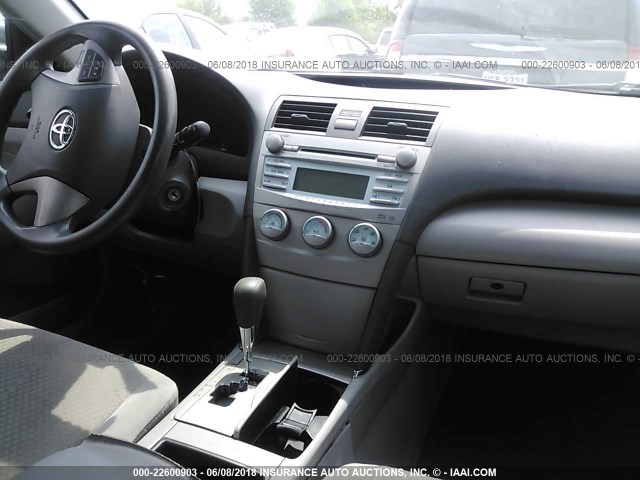4T1BE46K97U538558 - 2007 TOYOTA CAMRY NEW GENERAT CE/LE/XLE/SE GRAY photo 5