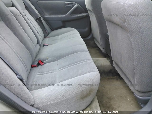 4T1BG22K31U033675 - 2001 TOYOTA CAMRY CE/LE/XLE 银色 照片 8