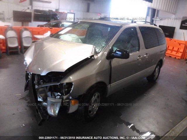 4T3ZF13C4YU186621 - 2000 TOYOTA SIENNA LE/XLE GOLD photo 2