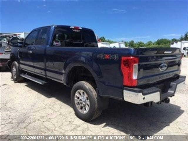 1FT8X3B60HED82398 - 2017 FORD F350 4X4 SUPER DUTY BLACK photo 3