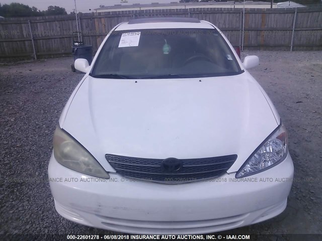 4T1BE32K44U272491 - 2004 TOYOTA CAMRY LE/XLE/SE 白色 照片 6