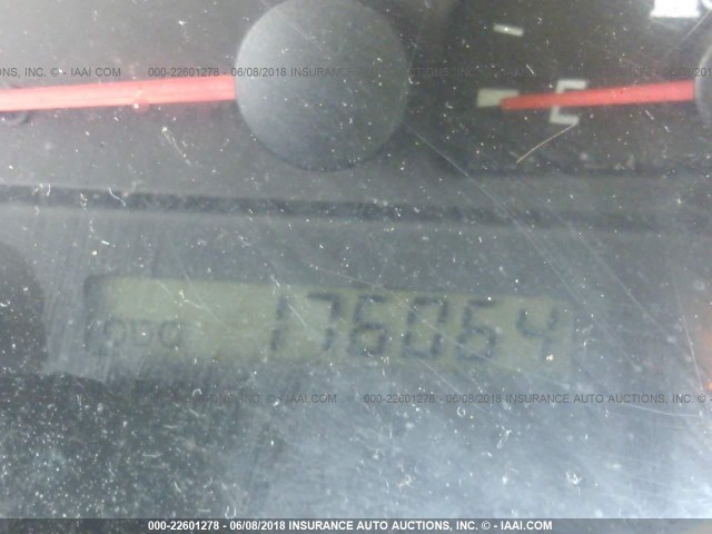 4T1BE32K44U272491 - 2004 TOYOTA CAMRY LE/XLE/SE 白色 照片 7