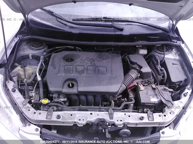 2T1KU4EE6DC950593 - 2013 TOYOTA COROLLA MATRIX  SILVER photo 10