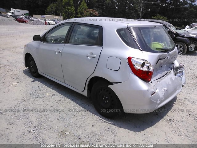 2T1KU4EE6DC950593 - 2013 TOYOTA COROLLA MATRIX  SILVER photo 3