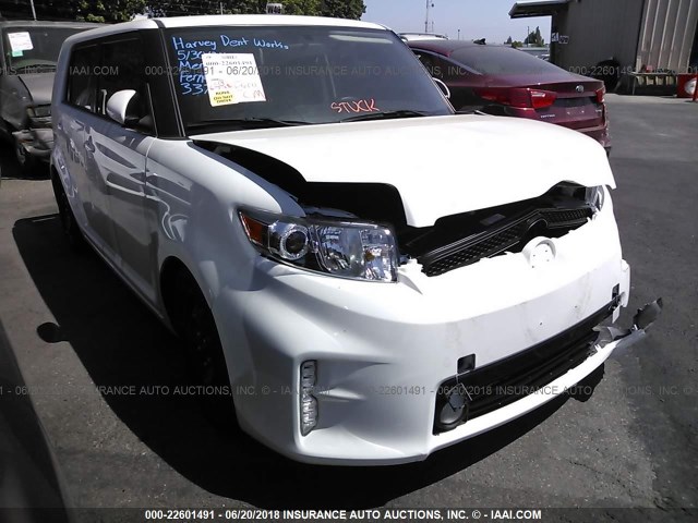 JTLZE4FE4FJ068893 - 2015 TOYOTA SCION XB თეთრი ფოტო 1