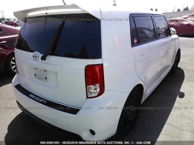 JTLZE4FE4FJ068893 - 2015 TOYOTA SCION XB თეთრი ფოტო 4
