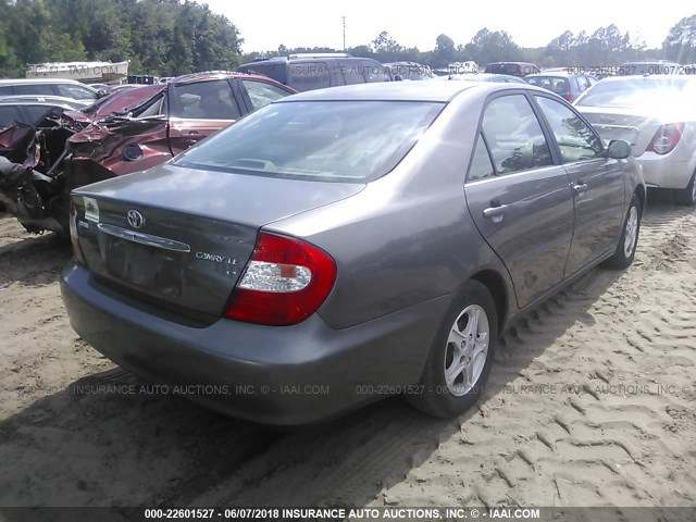 4T1BE32K03U684972 - 2003 TOYOTA CAMRY LE/XLE/SE ნაცრისფერი ფოტო 4