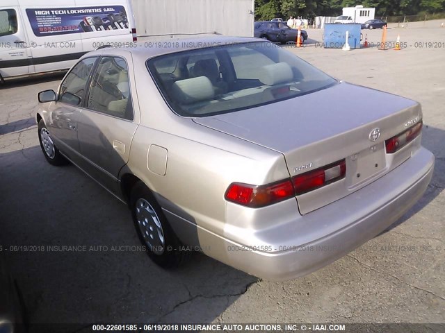 4T1BG22K7XU405317 - 1999 TOYOTA CAMRY CE/LE/XLE TAN photo 3