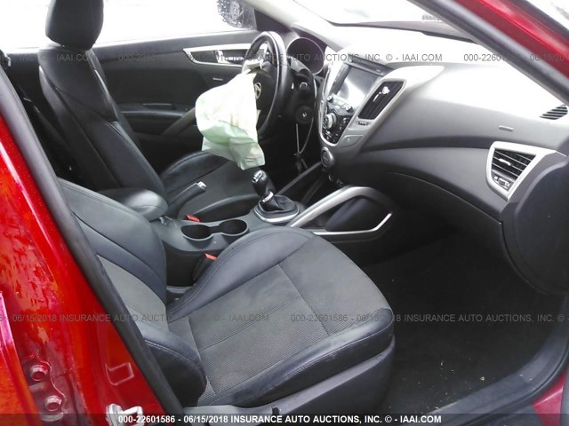 KMHTC6ADXDU167209 - 2013 HYUNDAI VELOSTER RED photo 5