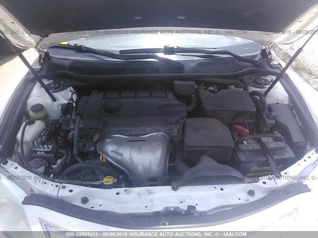 4T1BF3EK5BU586561 - 2011 TOYOTA CAMRY SE/LE/XLE WHITE photo 10