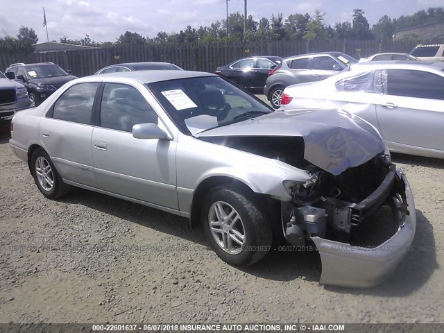 4T1BG22KX1U064843 - 2001 TOYOTA CAMRY CE/LE/XLE SILVER photo 1
