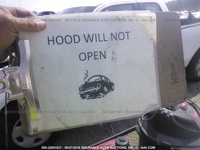 4T1BG22KX1U064843 - 2001 TOYOTA CAMRY CE/LE/XLE SILVER photo 10