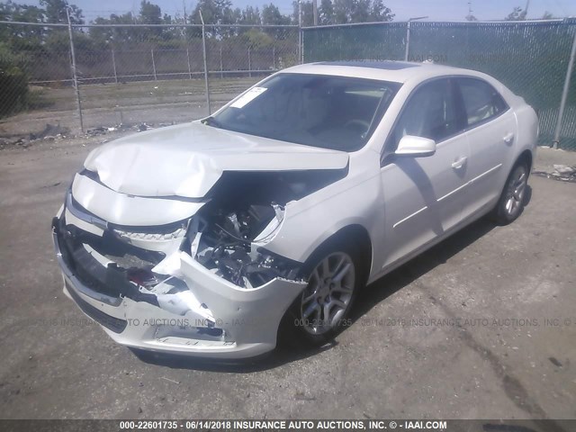 1G11C5SL7FU108013 - 2015 CHEVROLET MALIBU 1LT 白色 照片 2
