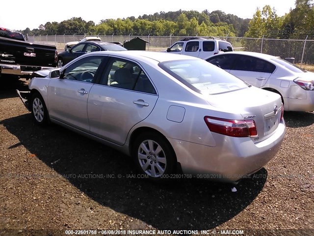 4T1BK46K67U519541 - 2007 TOYOTA CAMRY NEW GENERAT LE/XLE/SE SILVER photo 3