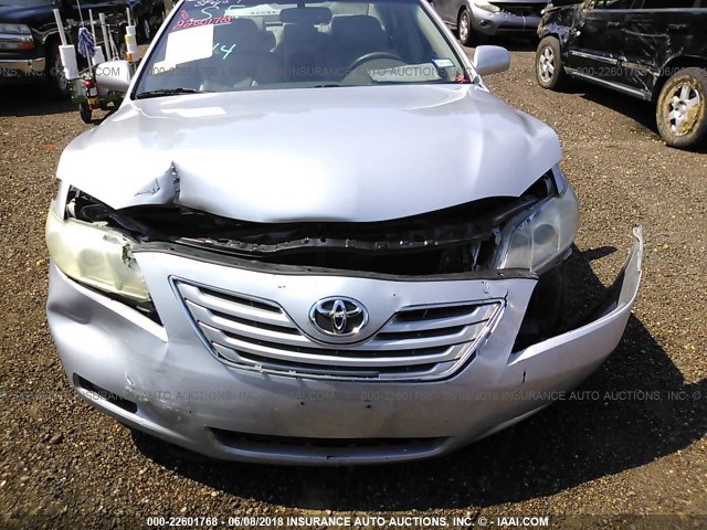 4T1BK46K67U519541 - 2007 TOYOTA CAMRY NEW GENERAT LE/XLE/SE SILVER photo 6