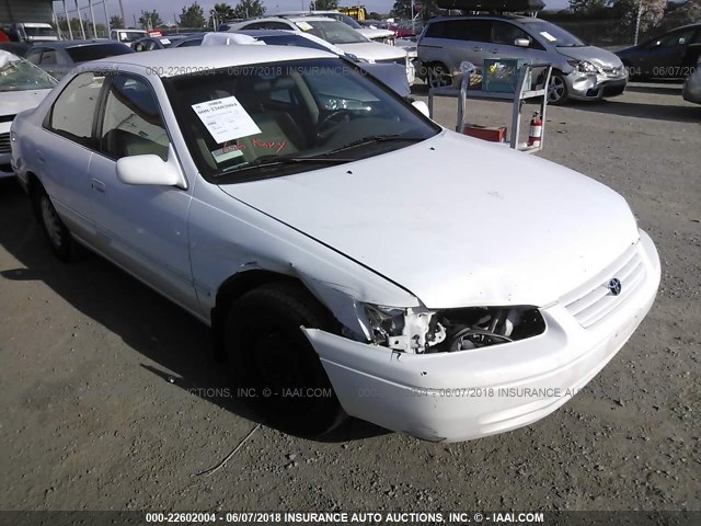 4T1BG22K9XU893668 - 1999 TOYOTA CAMRY CE/LE/XLE 白色 照片 1