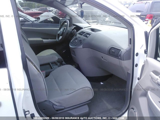 5N1BV28UX8N111551 - 2008 NISSAN QUEST S/SE/SL WHITE photo 5