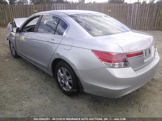 1HGCP2F63CA212147 - 2012 HONDA ACCORD SE SILVER photo 3